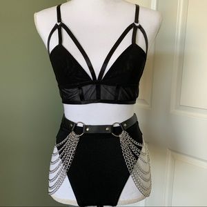 CASCADE - Layered Chain Belt